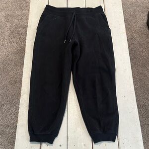 Lululemon Scuba Relaxed High-Rise Jogger Black sz 12 EXCELLENT!